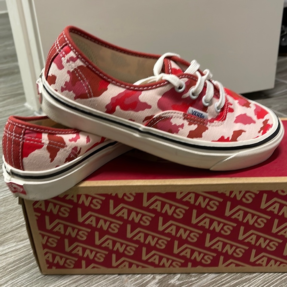 Van’s: Women limited CAMO shoes